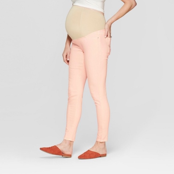 ✨NWT! Crossover panel maternity pale peach skinny jeans ✨ - Picture 1 of 4